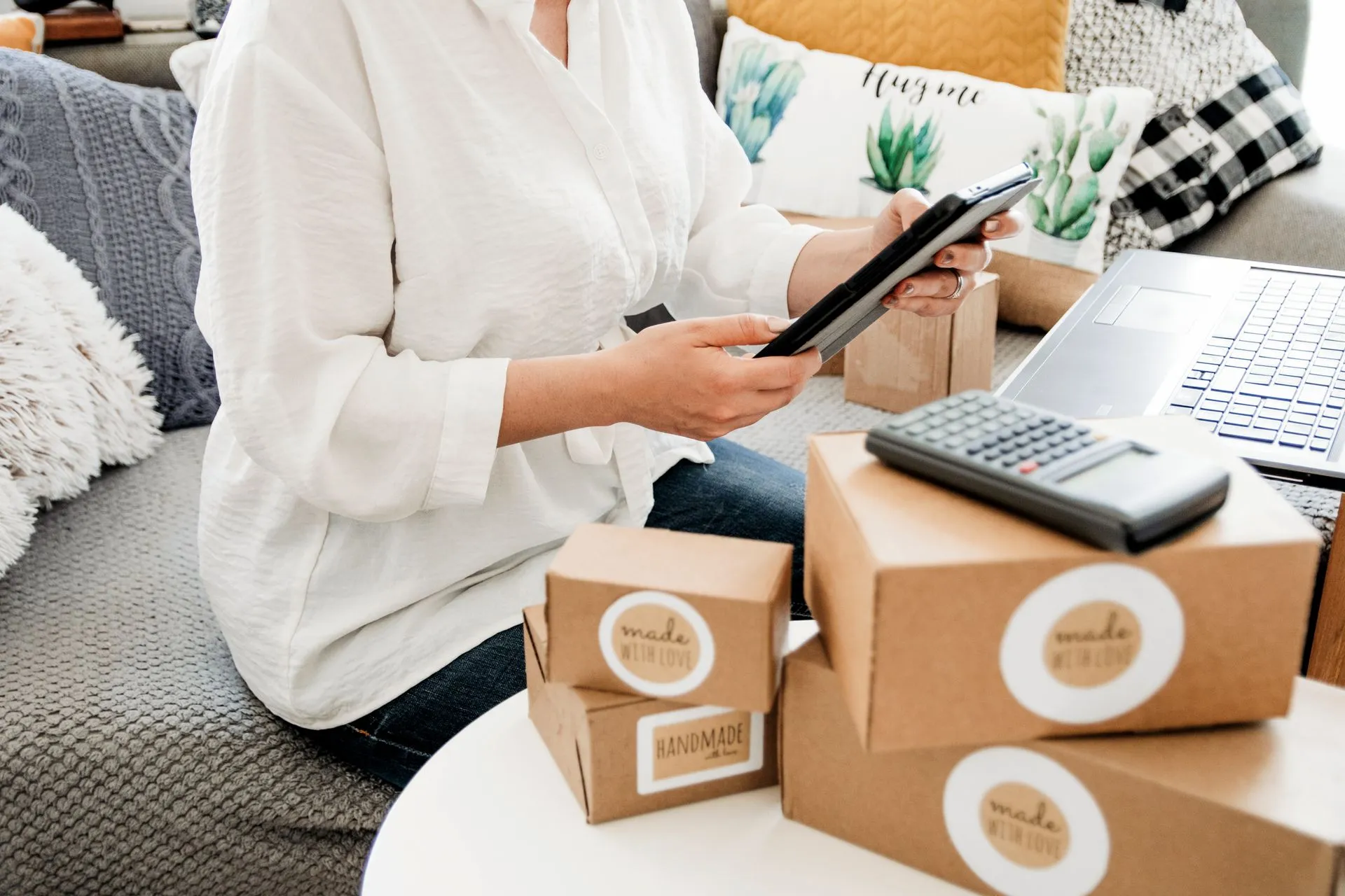 How to Price Dropshipping Products: Margins, Fees and Break-Even
