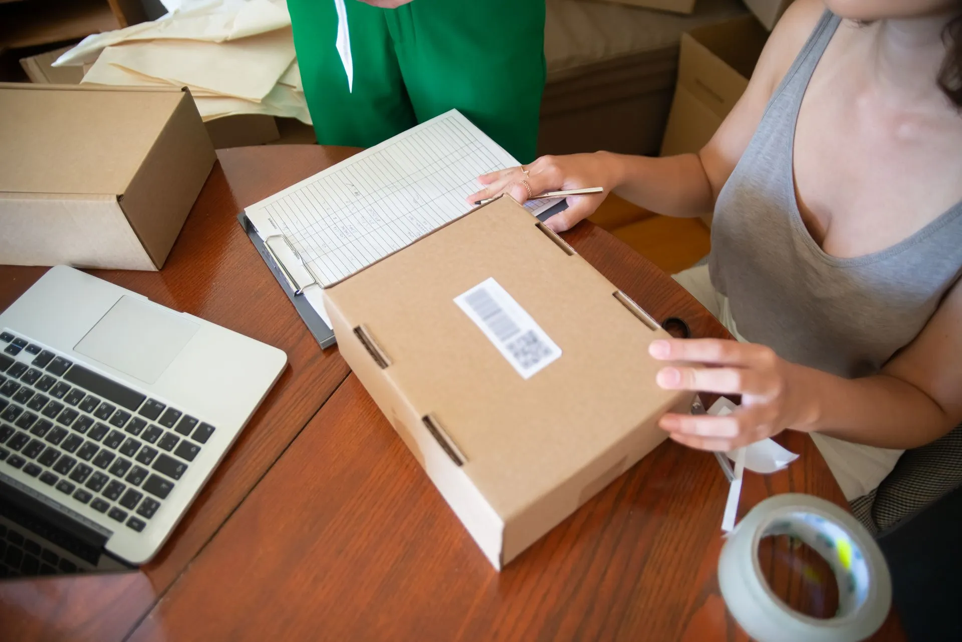 Order Samples Before You Sell: A Routine That Prevents Refunds