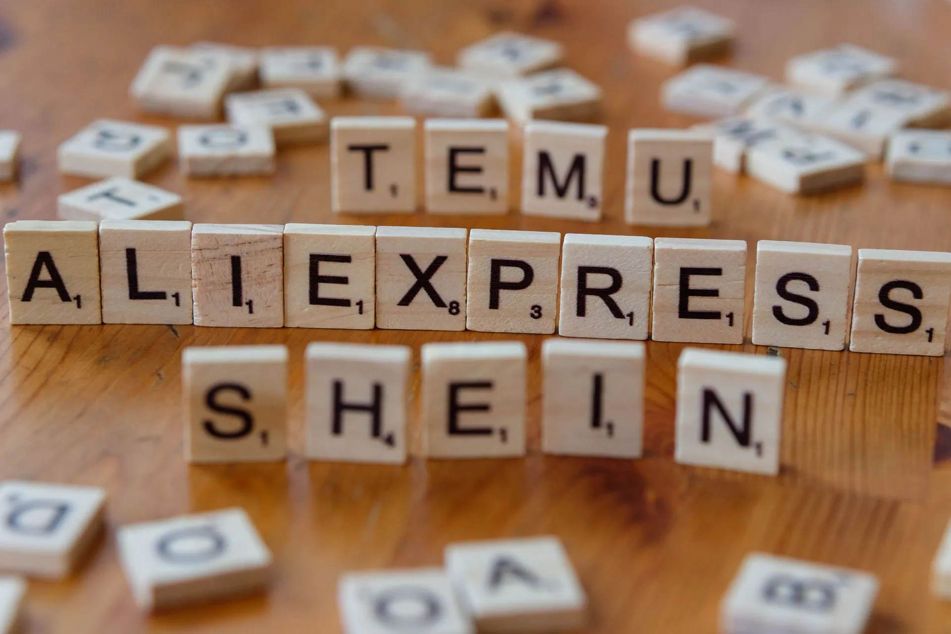 AliExpress, Sourcing Agents or Local Suppliers: How to Choose