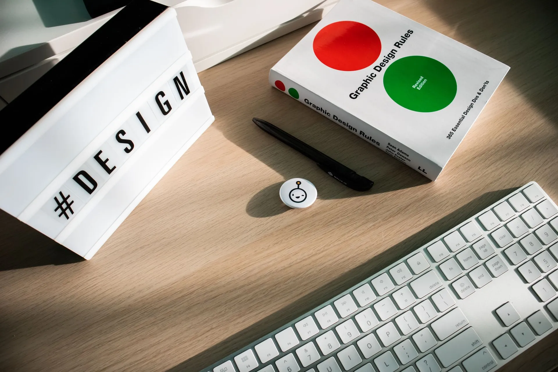 A Logo for Your Dropshipping Store Without Hiring a Designer